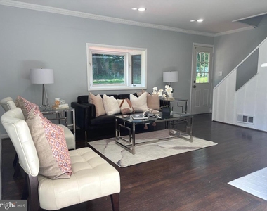 5702 Denfield Road - Photo Thumbnail 4