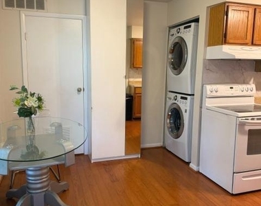 20121 Waterside Drive - Photo Thumbnail 8