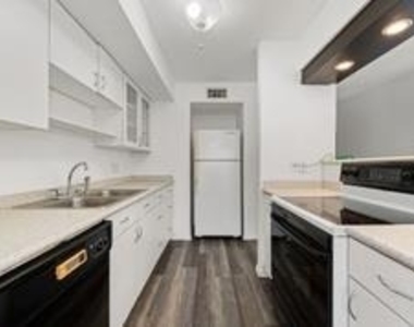 4159 Steck Ave - Photo Thumbnail 8