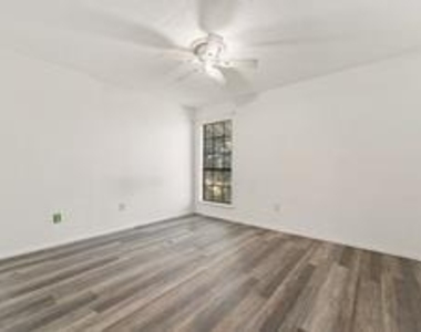 4159 Steck Ave - Photo Thumbnail 12