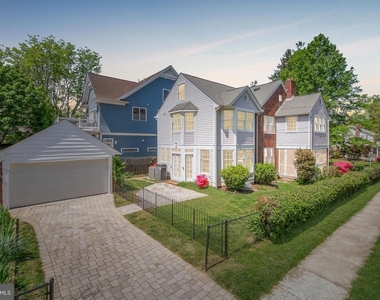 4400 Ridge Street - Photo Thumbnail 34