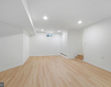 4400 Ridge Street - Photo Thumbnail 30