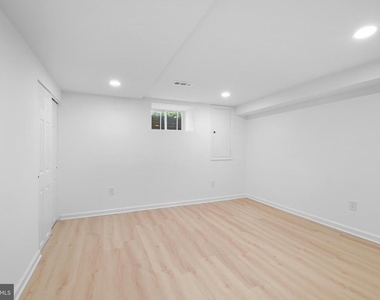 4400 Ridge Street - Photo Thumbnail 27