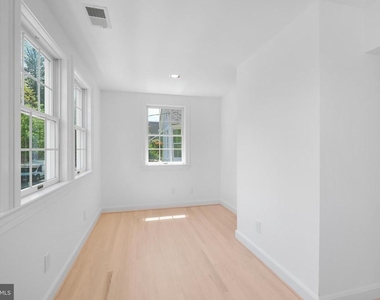 4400 Ridge Street - Photo Thumbnail 19