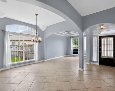 2908 Cortes Ct - Photo Thumbnail 6