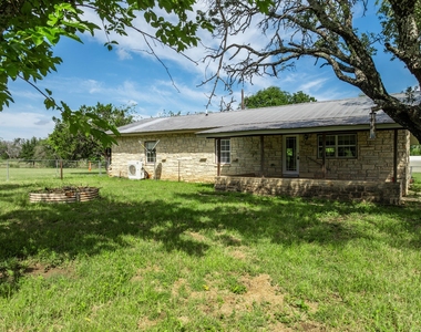 199 Apache Springs Rd - Photo Thumbnail 1