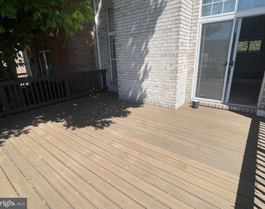 5918 Edson Lane - Photo Thumbnail 39