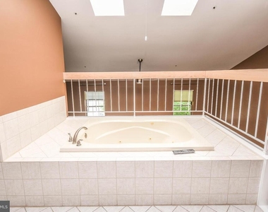 5918 Edson Lane - Photo Thumbnail 23