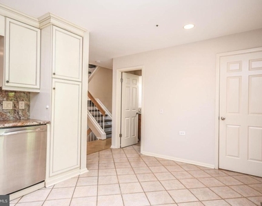 5918 Edson Lane - Photo Thumbnail 12