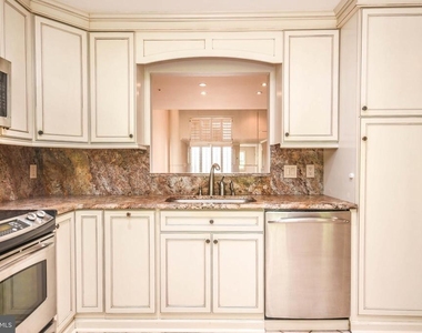 5918 Edson Lane - Photo Thumbnail 9