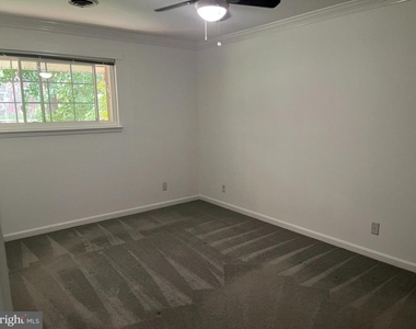 921 Prospect Street - Photo Thumbnail 18