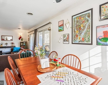 921 Prospect Street - Photo Thumbnail 7