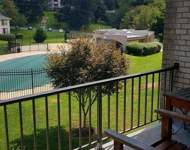 2515 Baltimore - Photo Thumbnail 6