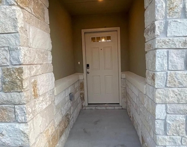 323 Durango Downs Dr - Photo Thumbnail 2