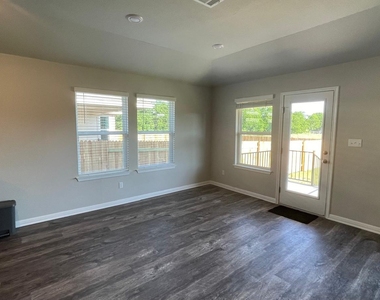 323 Durango Downs Dr - Photo Thumbnail 6