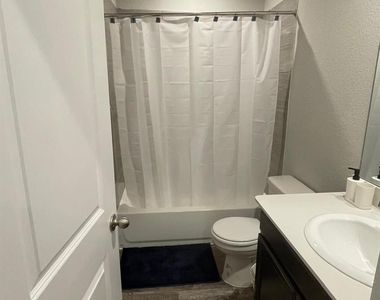 323 Durango Downs Dr - Photo Thumbnail 28