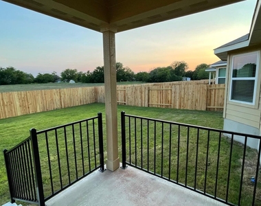 323 Durango Downs Dr - Photo Thumbnail 34