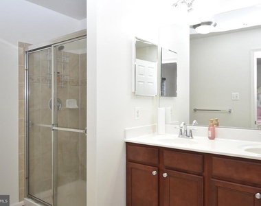 8324 Stickley Court - Photo Thumbnail 11
