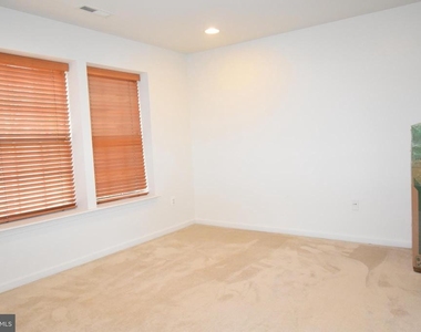 8324 Stickley Court - Photo Thumbnail 5