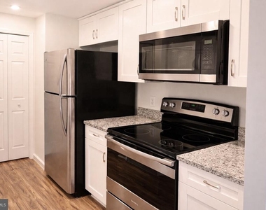 8503 Falls Run Road - Photo Thumbnail 6