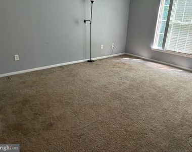 903 Woodbridge Court - Photo Thumbnail 18