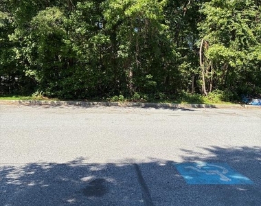 903 Woodbridge Court - Photo Thumbnail 41