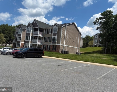 901 Cedar Crest Court - Photo Thumbnail 40