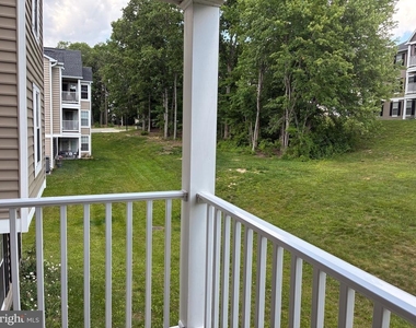 901 Cedar Crest Court - Photo Thumbnail 10