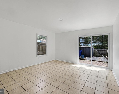 1134 Providence Court - Photo Thumbnail 10