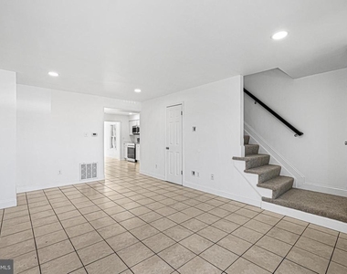 1134 Providence Court - Photo Thumbnail 4