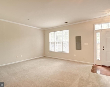 111 Twin Eagle Court - Photo Thumbnail 3