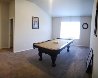 19312 Elk Horn Dr - Photo Thumbnail 16