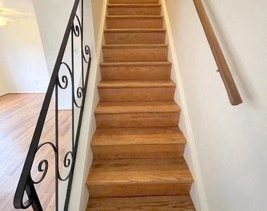 1022 Taney Avenue - Photo Thumbnail 9