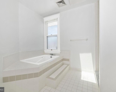 231 Market Street N - Photo Thumbnail 32