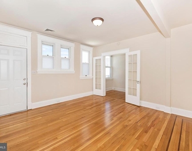231 Market Street N - Photo Thumbnail 30
