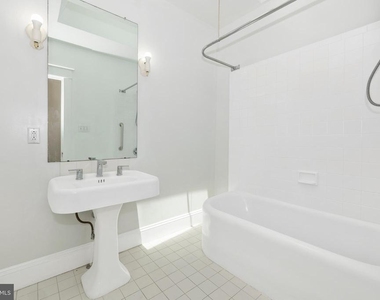 231 Market Street N - Photo Thumbnail 42