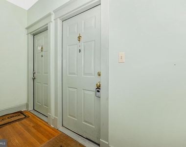 231 Market Street N - Photo Thumbnail 5