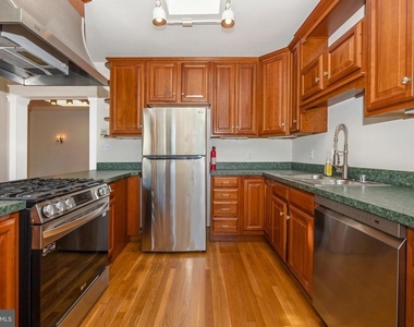 231 Market Street N - Photo Thumbnail 21
