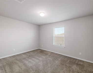 205 Penna Ln - Photo Thumbnail 23