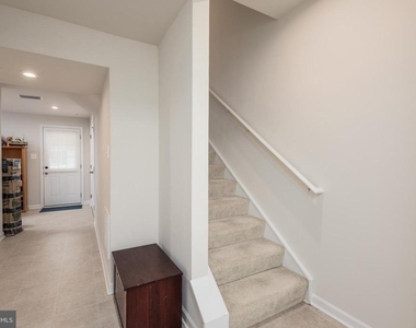 311 Yellow Bill Ln - Photo Thumbnail 6