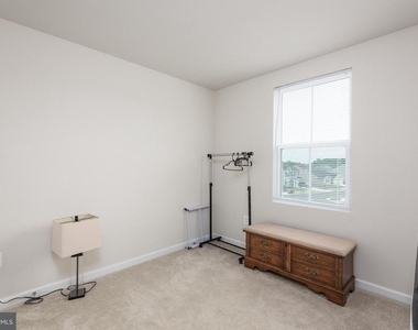 311 Yellow Bill Ln - Photo Thumbnail 26