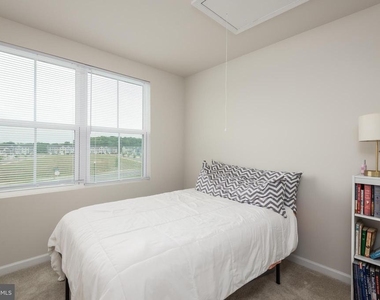 311 Yellow Bill Ln - Photo Thumbnail 24