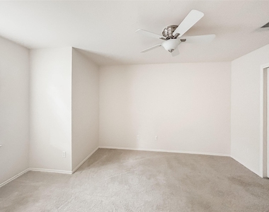 7810 Squirrel Hollow Dr - Photo Thumbnail 27