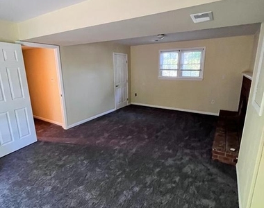 10959 Beechwood Court - Photo Thumbnail 4