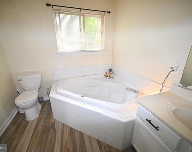 9172 Granite Court - Photo Thumbnail 28