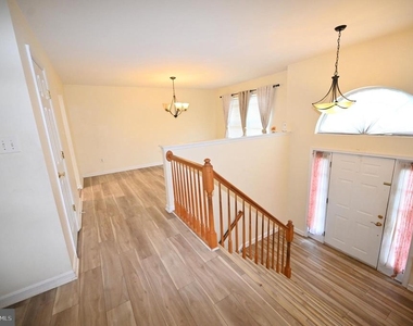 9172 Granite Court - Photo Thumbnail 4