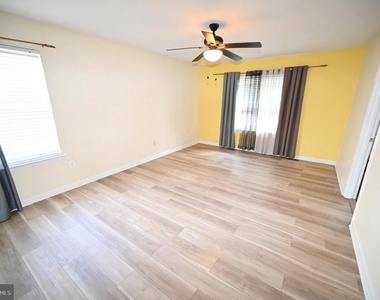 9172 Granite Court - Photo Thumbnail 32