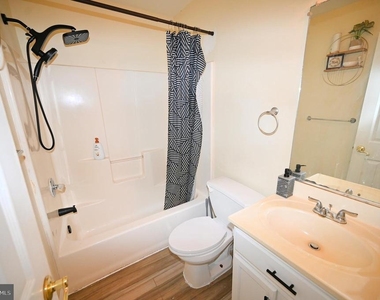 9172 Granite Court - Photo Thumbnail 36