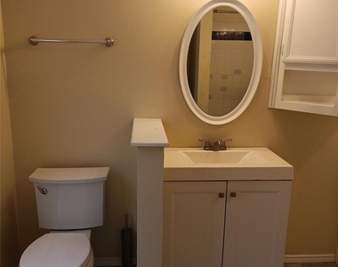 514 Maple Run - Photo Thumbnail 16