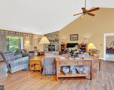 535 Nottingham Road - Photo Thumbnail 3